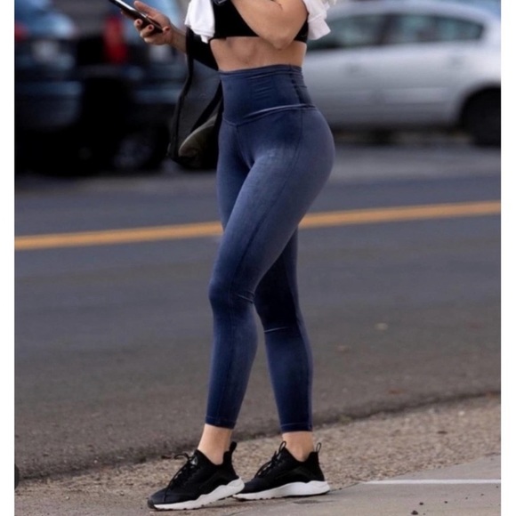 Shefit Velour Leggings - Picture 1 of 11